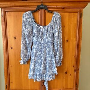 Boutique Floral Blue Long Sleeve Dress